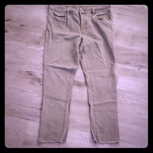 Army Green Jegging Crop